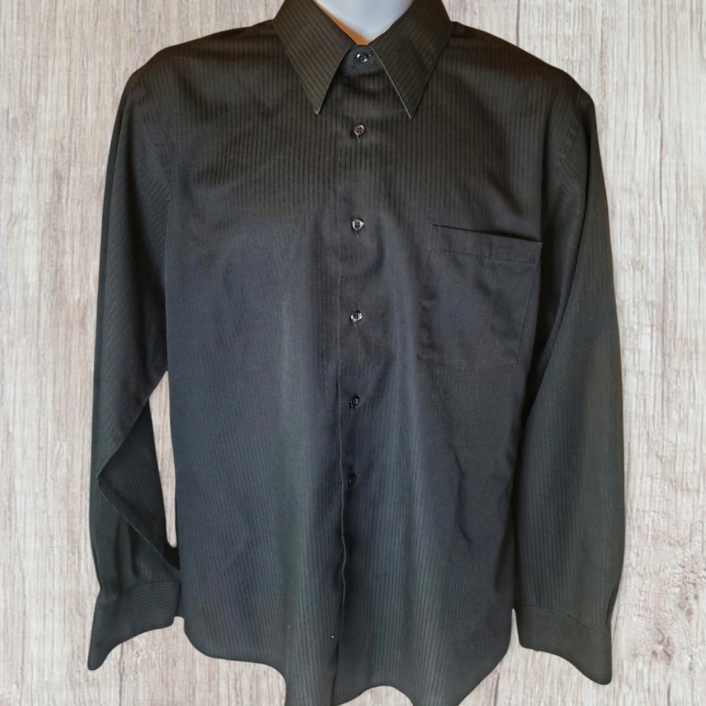 Van Heusen Black Fitted Long Sleeve Dress Shirt